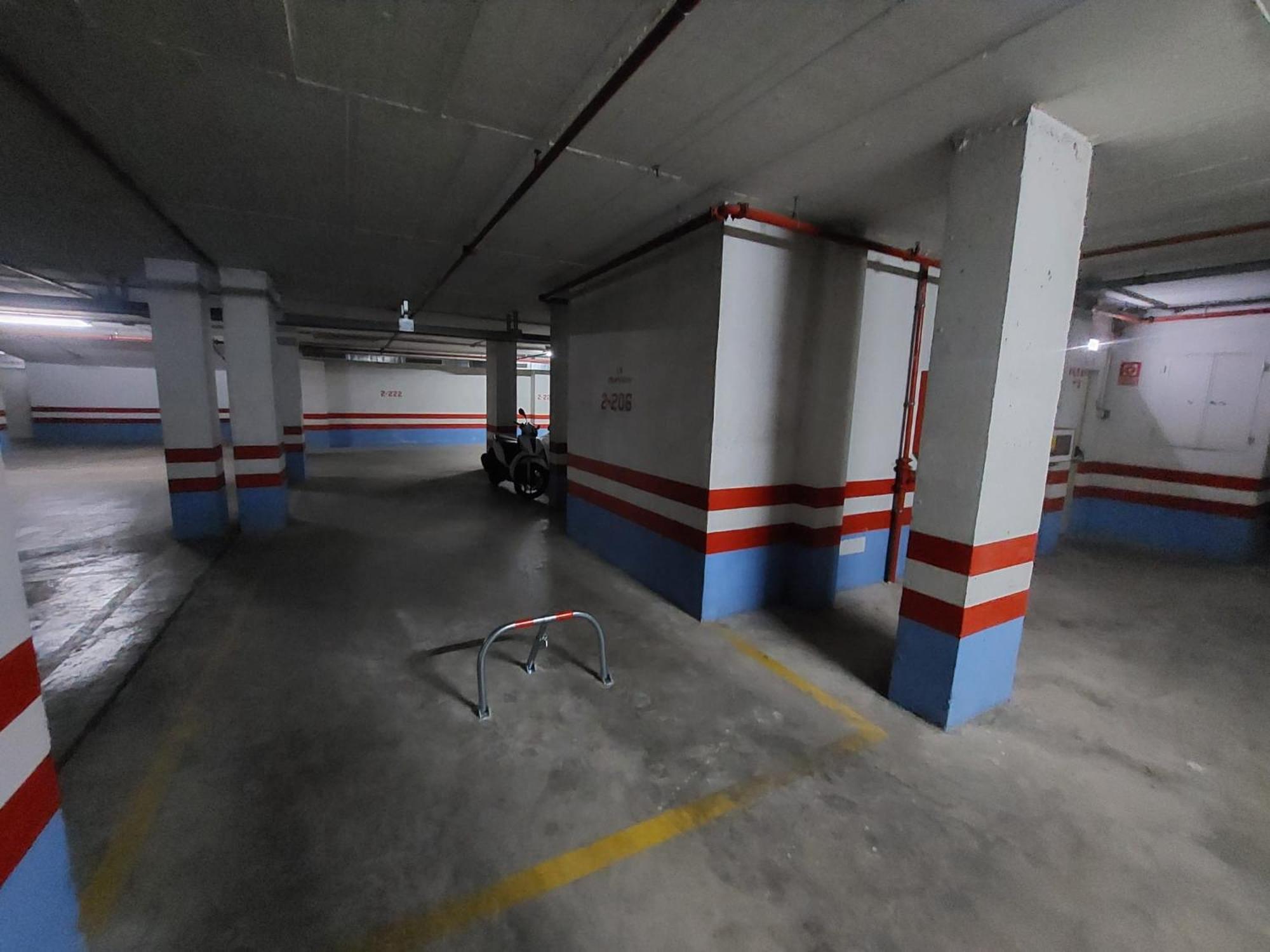 Plaza Del Ayuntamiento Con Parking Pondos Apartment Линарес Екстериор снимка