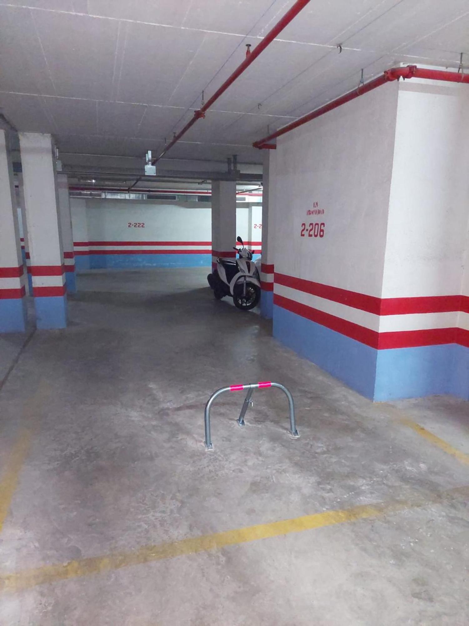 Plaza Del Ayuntamiento Con Parking Pondos Apartment Линарес Екстериор снимка